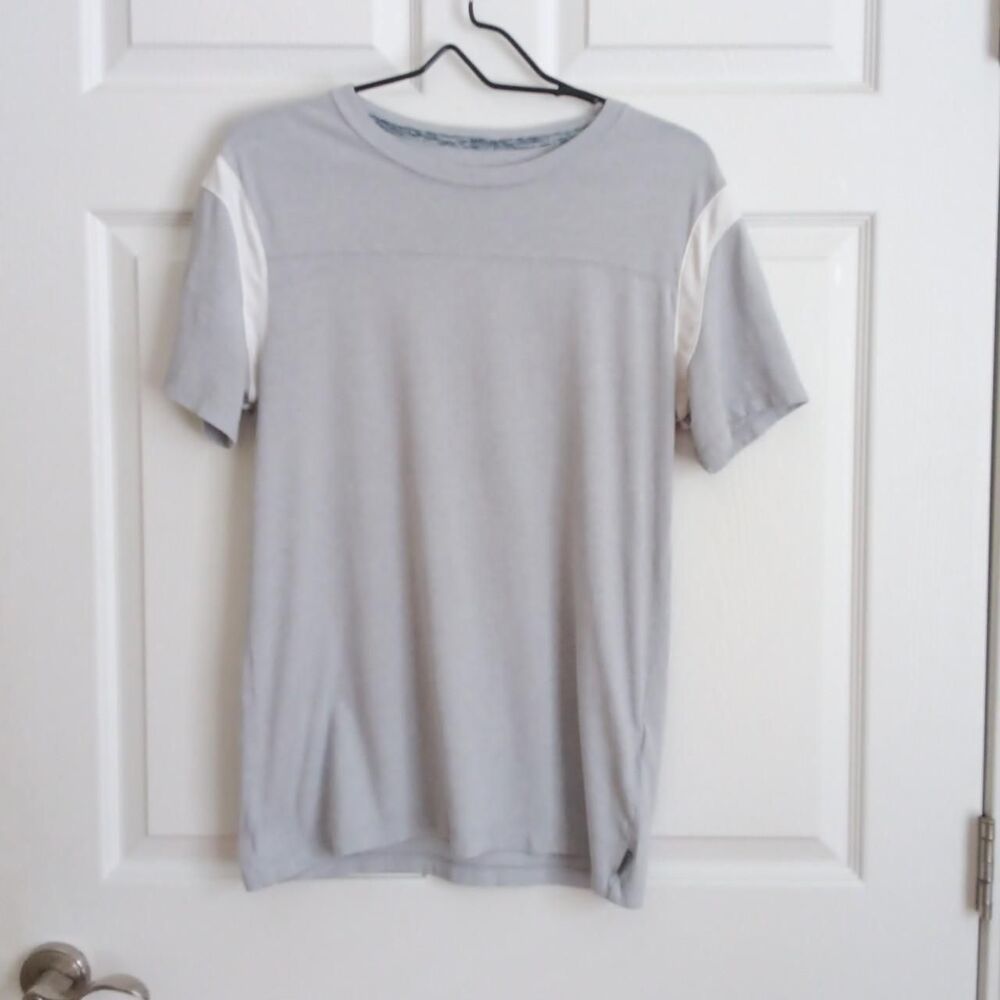 Express Men's Grey T-shirt S